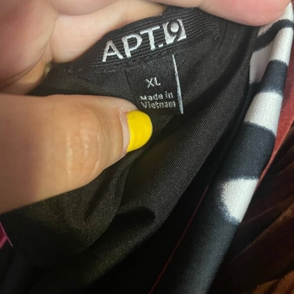 Apt. 9 multi-colored dress, size XL - Picture 5 of 5